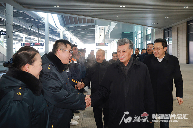 馬興瑞艾爾肯·吐尼亞孜調研慰問，給全疆各族人民拜年